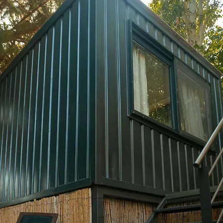 Mona Glamping Caravan Κάμπινγκ *