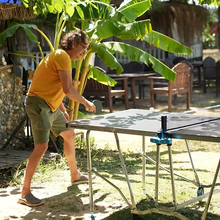 Campeggio Mona Glamping Caravan