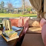 Campingplads Mona Glamping Caravan *