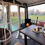 Campingplads Mona Glamping Caravan Seferihisar