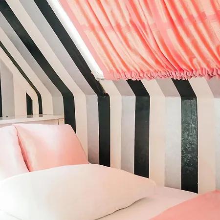 Mona Glamping Caravan אתר קמפינג ספריהיסאר