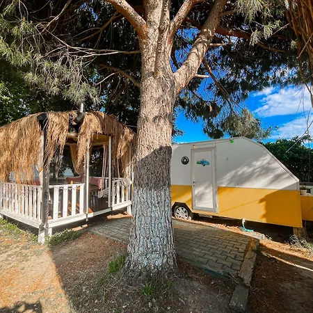 Mona Glamping Caravan ספריהיסאר