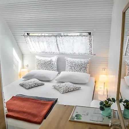 Campingplatz Mona Glamping Caravan