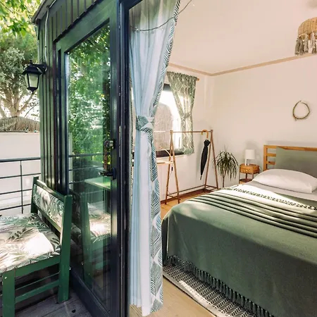 Mona Glamping Caravan אתר קמפינג