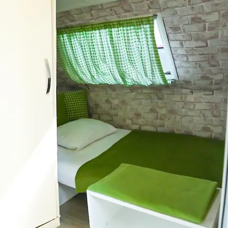 Mona Glamping Caravan Kemp Seferihisar
