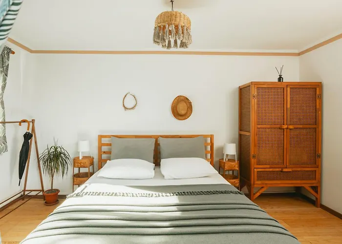 Mona Glamping Caravan *