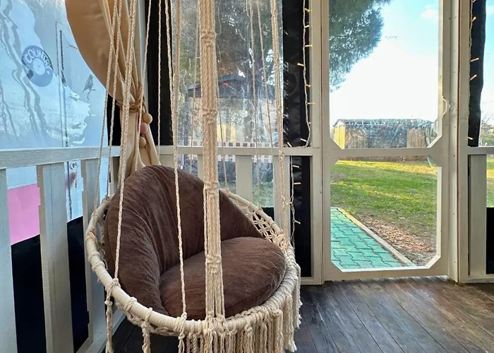 Mona Glamping Caravan مكان تخييم سفيريهيسار